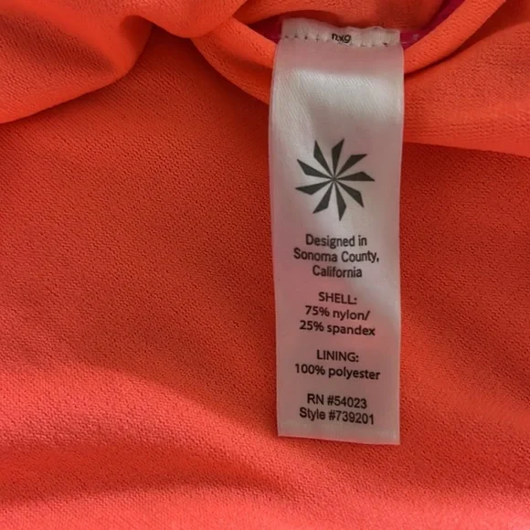 - ATHLETA pink tankini swim Top size: SMALL - Picture 6 of 6